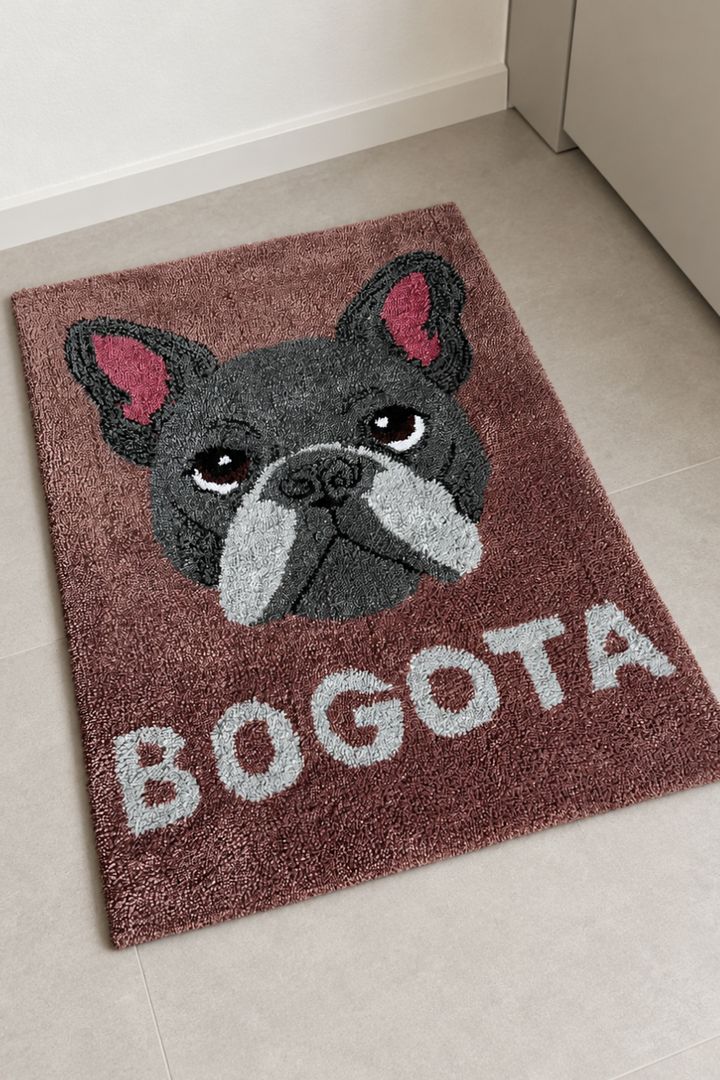 Tapis personnalisé avec le portrait du bouledogue Bogota